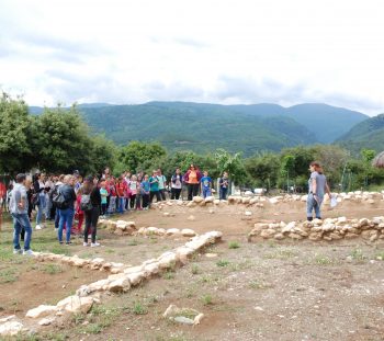 Αρχαιολογική ξενάγηση 